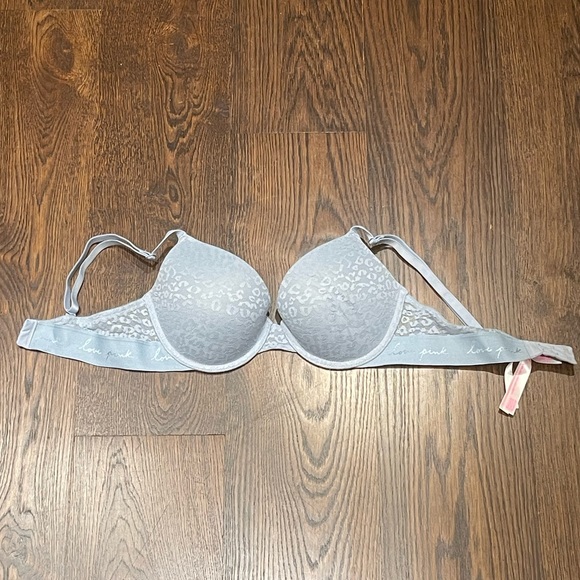 Set of two Pink bras - Picture 2 of 7